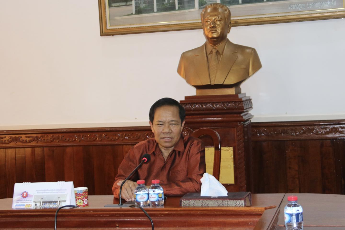 ຮອງປະທານຄະນະກວດກາສູນກາງພັກ ແລະ ອົງການກວດກາແຫ່ງລັດ ພົບປະໂອ້ລົມ ພະນັກງານກົມຄົ້ນຄວ້າ ແລະ ວາລະສານກວດກາ
